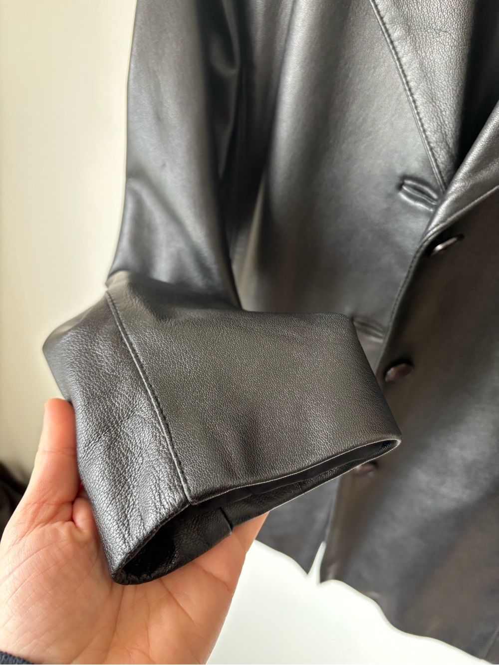MINT - vintage y2k classic Women's Black Leather Button-Front Blazer Jacket - Picture 6 of 10